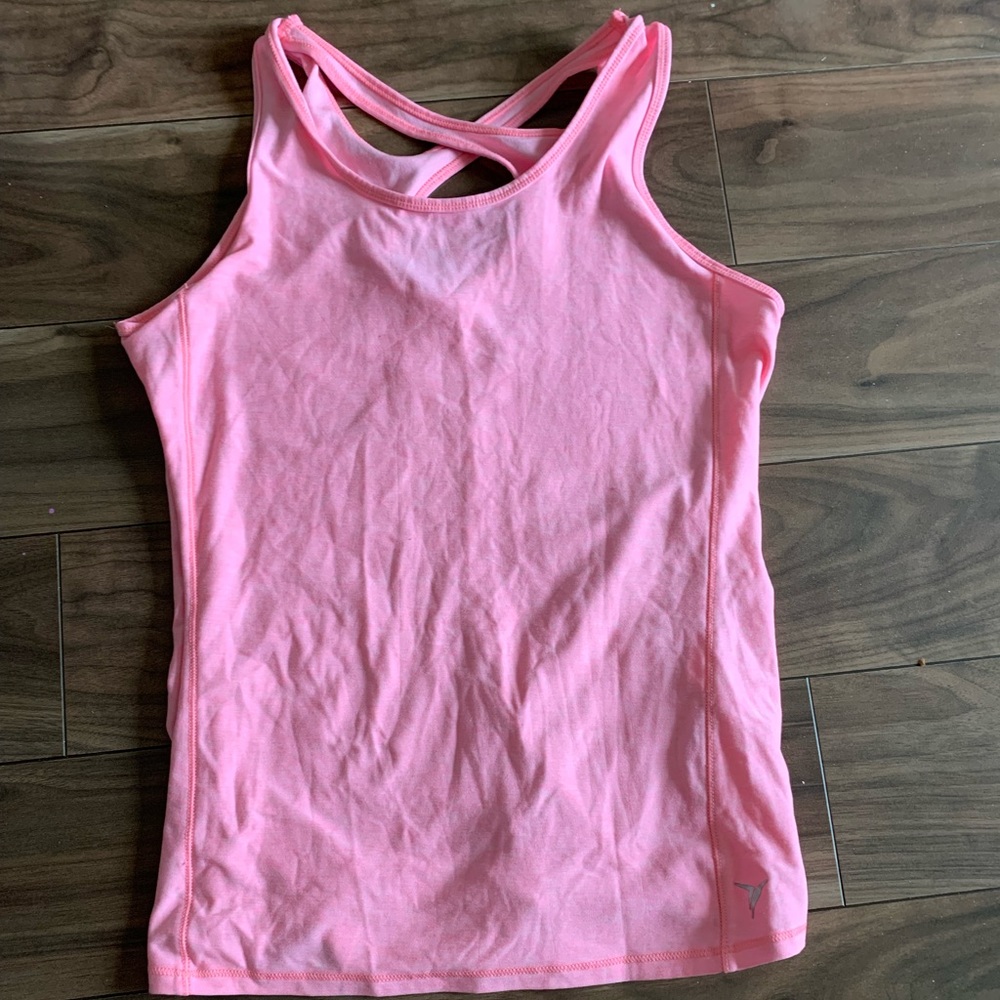 Pink workout tank!